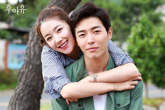 Gorgeous Kim Jae Wook and So Yi Hyun Playfully Pose for Couple Pics for